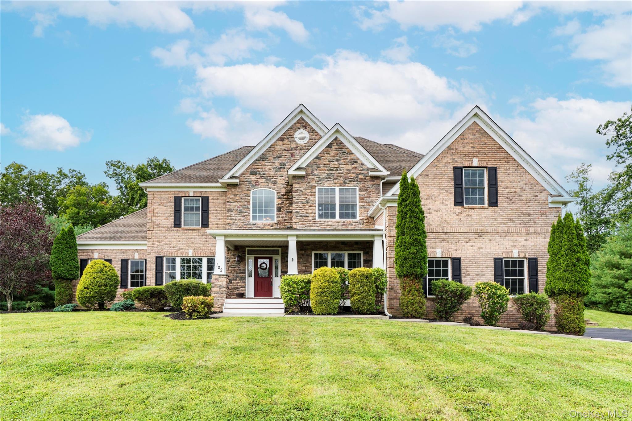 #1 photo, 102 Caties Way, 纽约州 Hopewell Junction , NY 12533