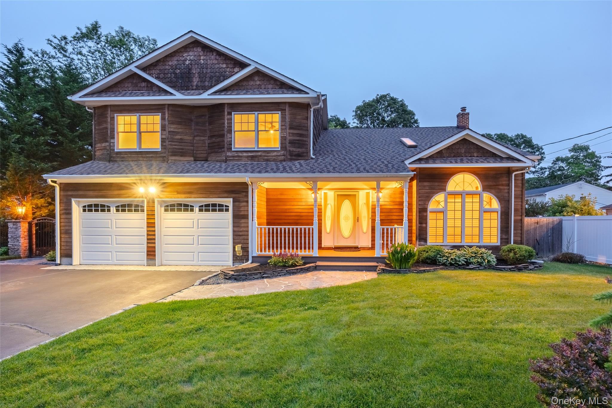 #1 photo, 9 Aron Street, 东长岛 史密斯敦 Smithtown , NY 11787