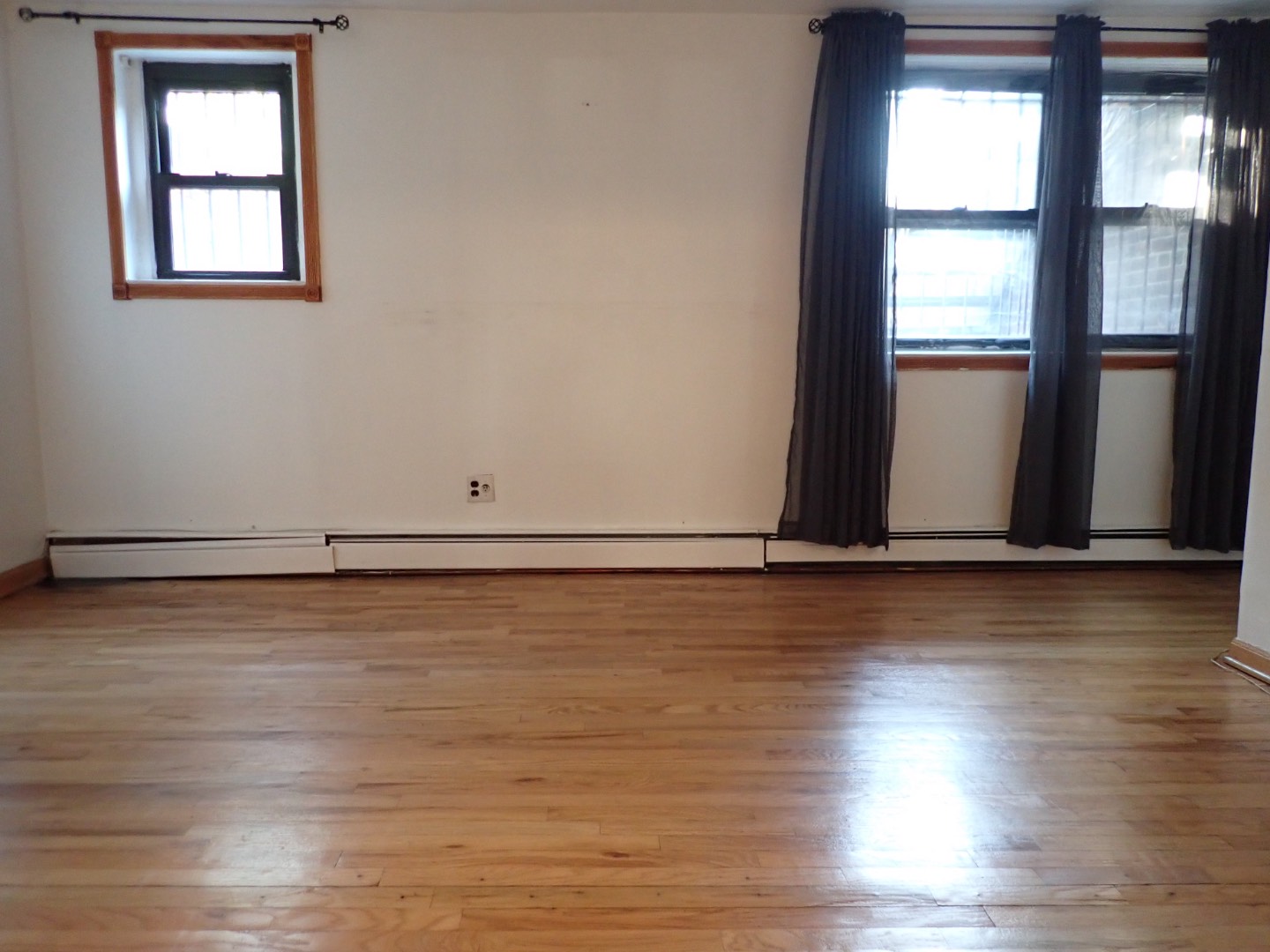 #4 photo, 326 Carlton Ave , #1, ブルックリン区 Fort Greene , NY 11205