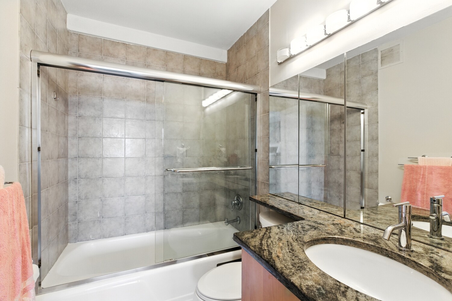 #13 photo, 1725 YORK Avenue, マンハッタン Yorkville , NY 10128