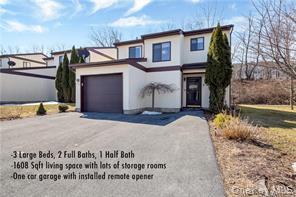 #1 photo, 2 Magdalene Close, 纽约州 Middletown , NY 10940