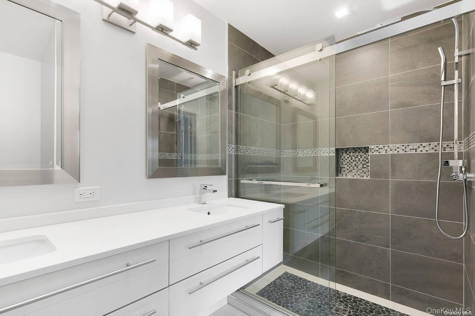 #7 photo, 7 Harbor Road, サフォーク郡 Hampton Bays , NY 11946