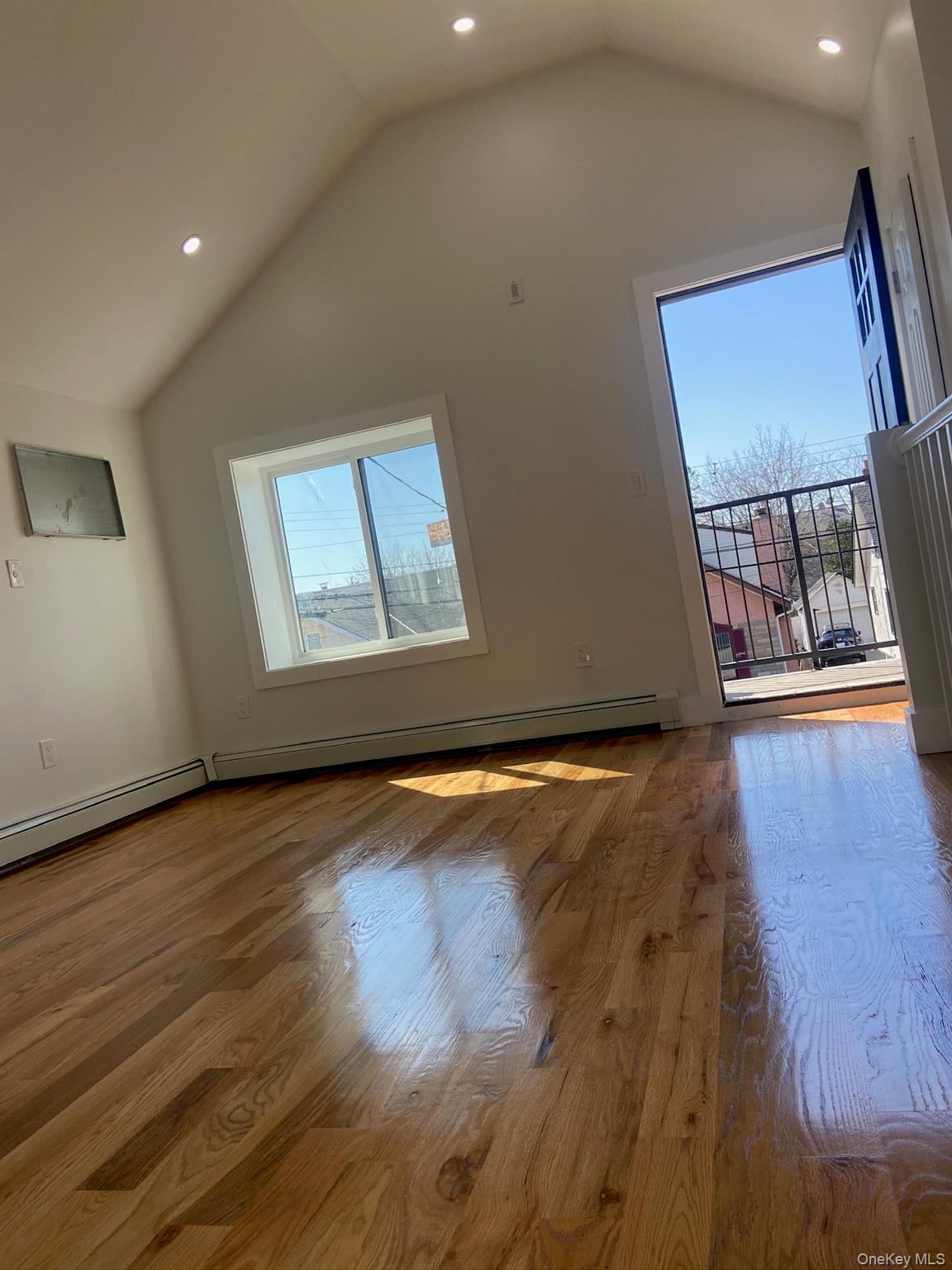 #3 photo, 121-11 195th Street, クイーンズ区 Saint Albans , NY 11413