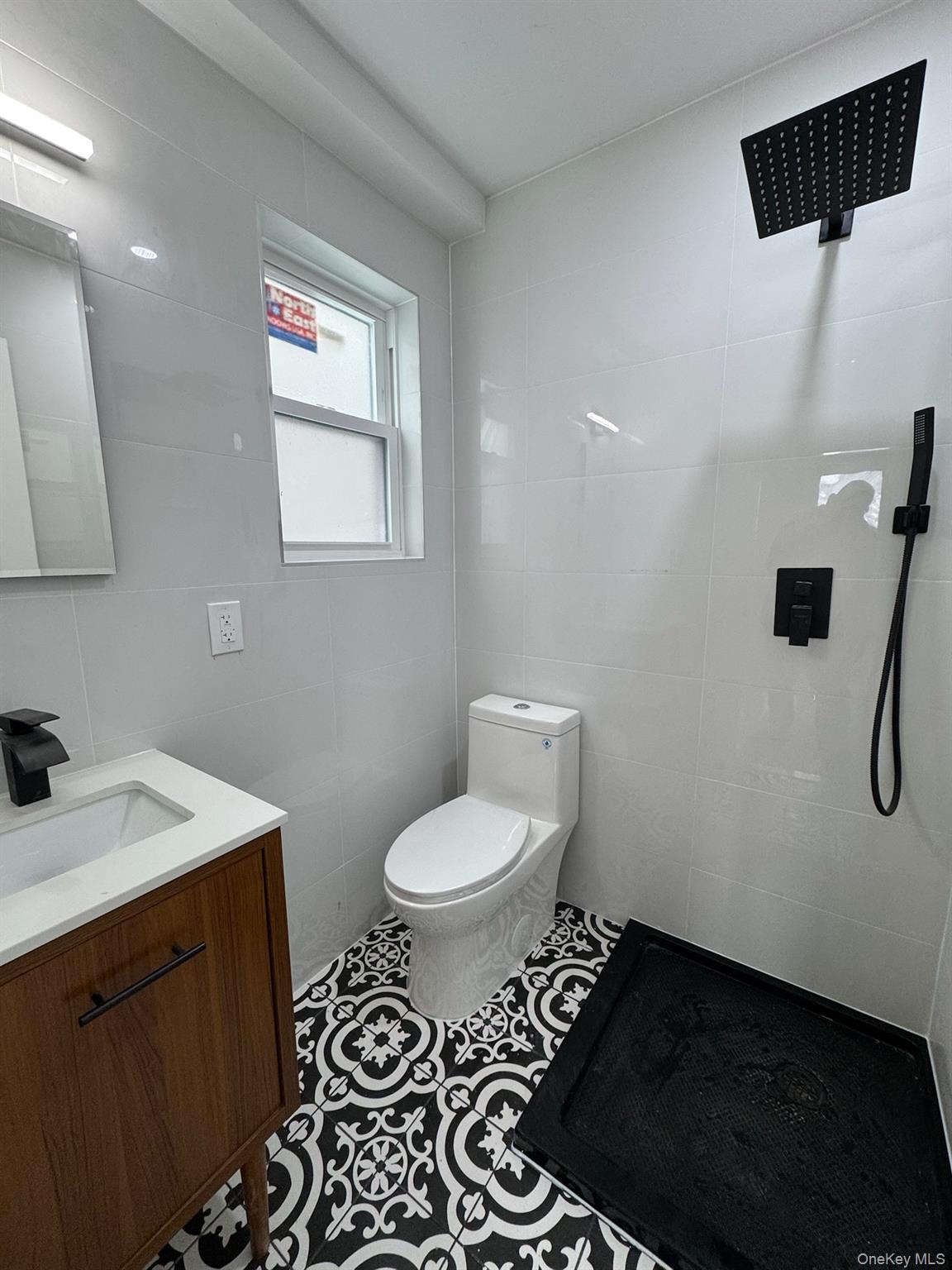 #5 photo, 121-11 195th Street, クイーンズ区 Saint Albans , NY 11413