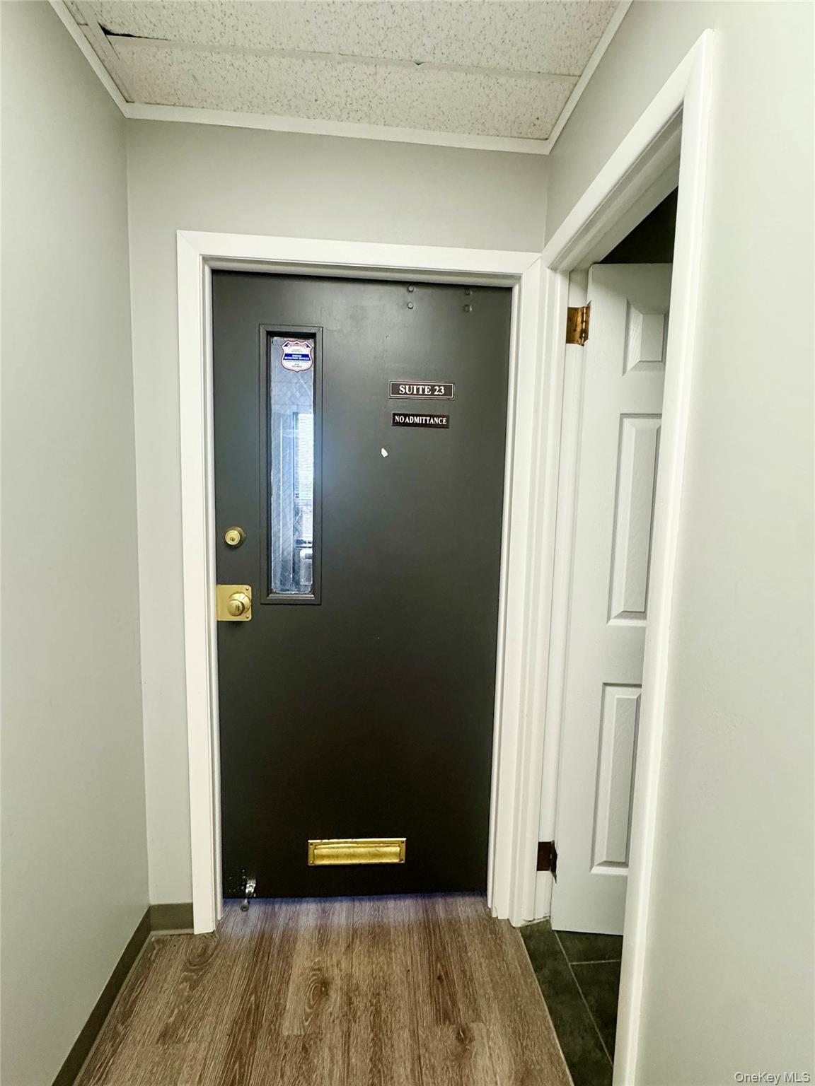 #1 photo, 1040 Hempstead, ナッソー郡 Franklin Square , NY 11010