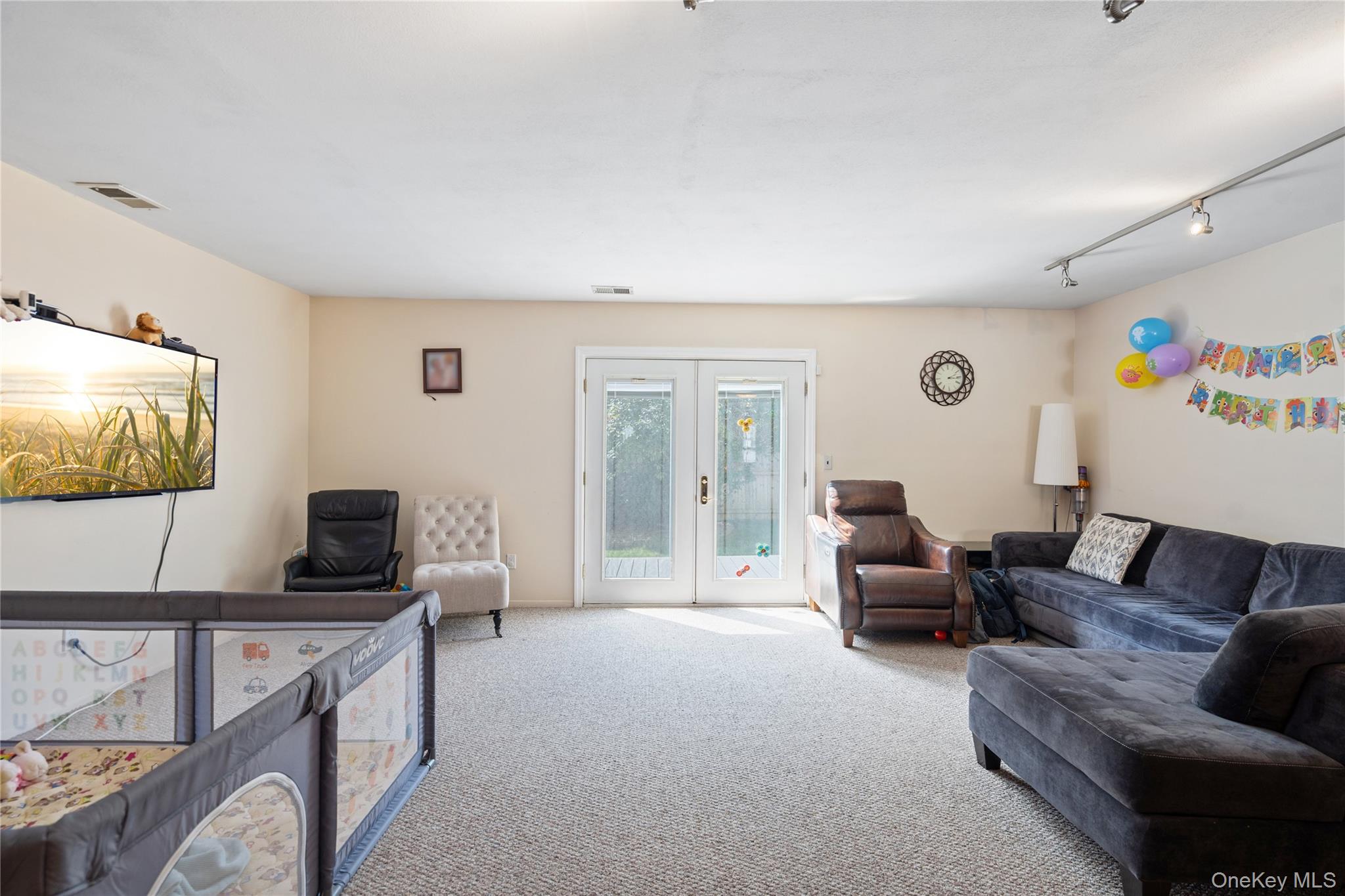 #7 photo, 37 Stratford Green, ナッソー郡 Farmingdale , NY 11735