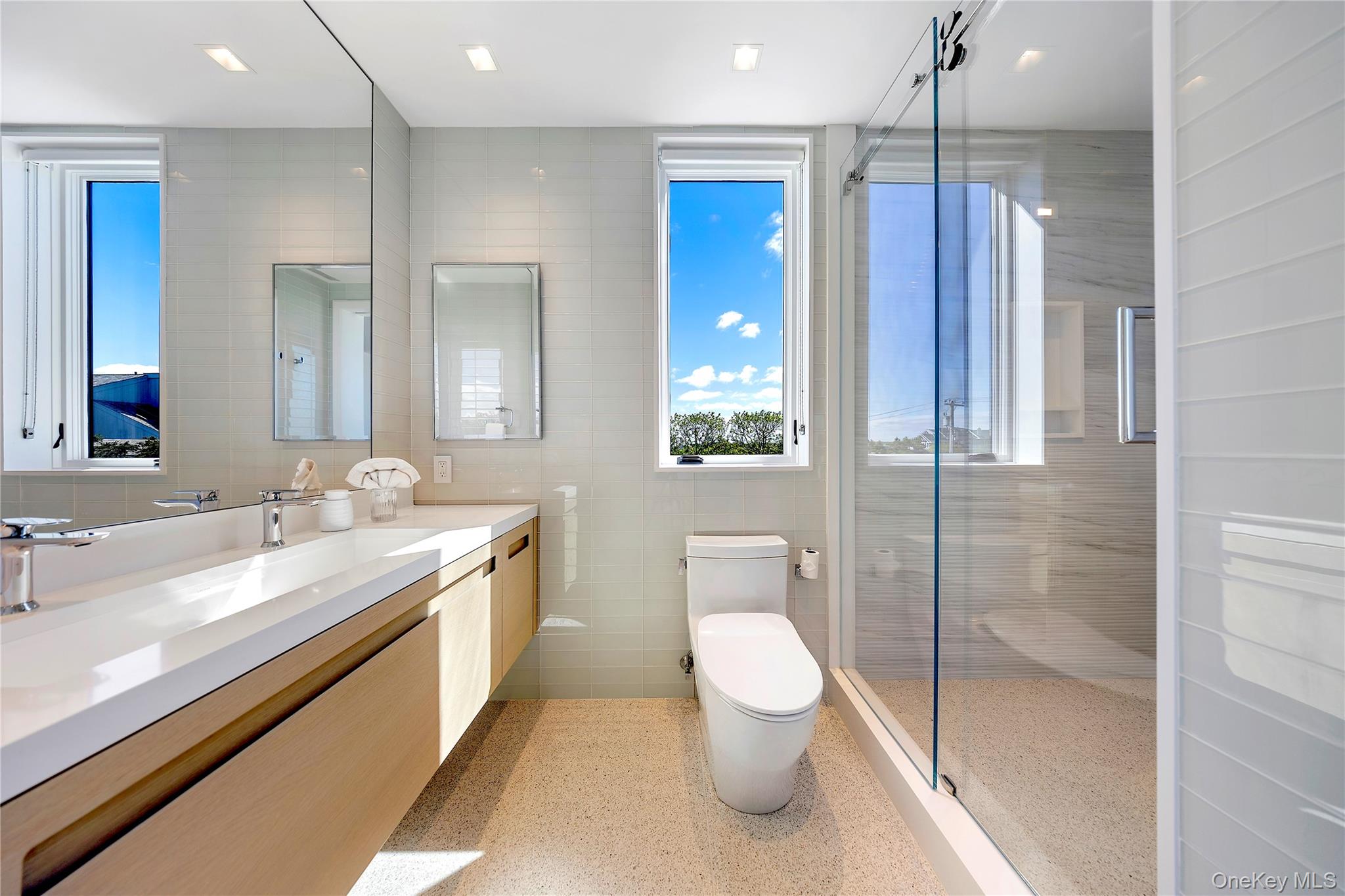 #20 photo, 345 Dune Road, サフォーク郡 Westhampton Beach , NY 11978