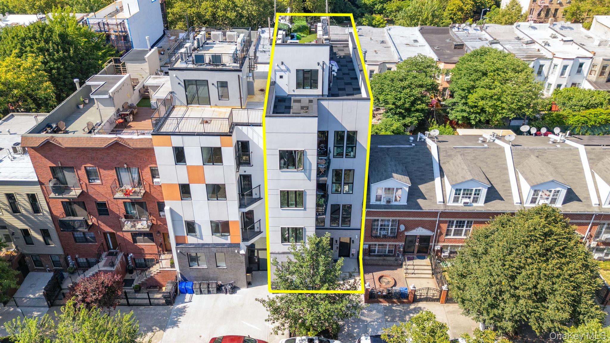 #2 photo, 305 Sumpter Street, ブルックリン区 Brooklyn , NY 11233