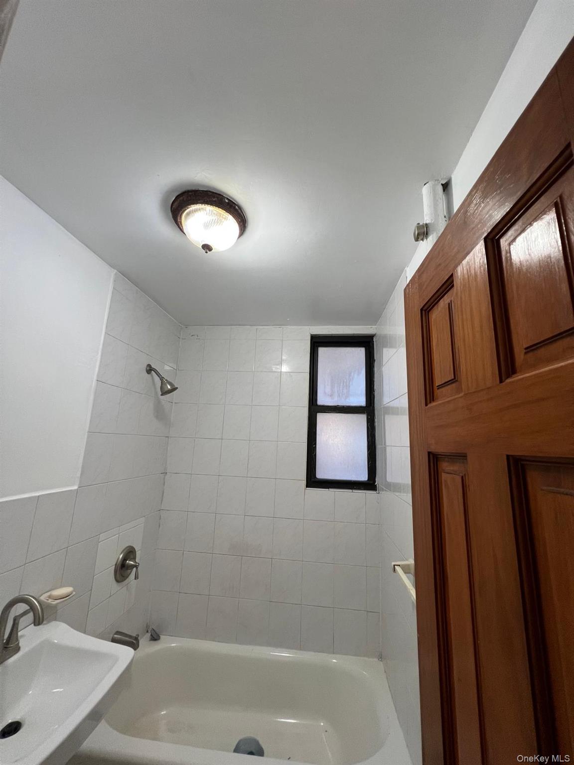 #9 photo, 97-52 75th street, クイーンズ区 Ozone Park , NY 11416