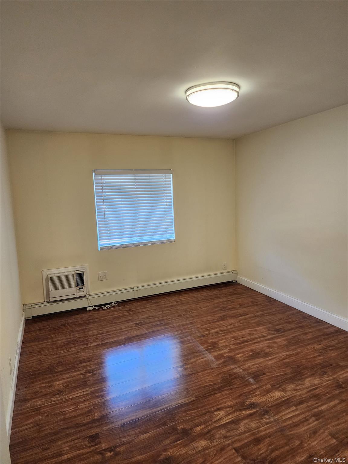 #8 photo, 144-41 76 Avenue, クイーンズ区 Kew Garden Hills , NY 11367