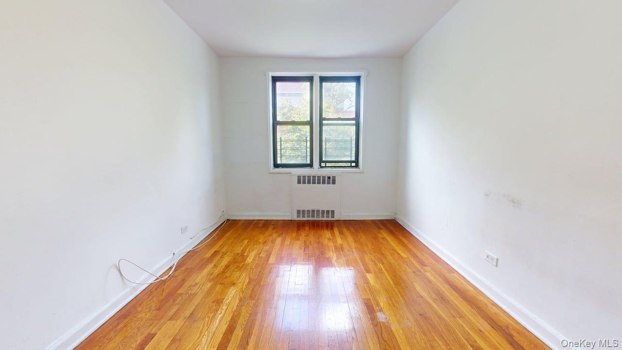 #19 photo, 102-18 64th Avenue, クイーンズ区 Forest Hills , NY 11375