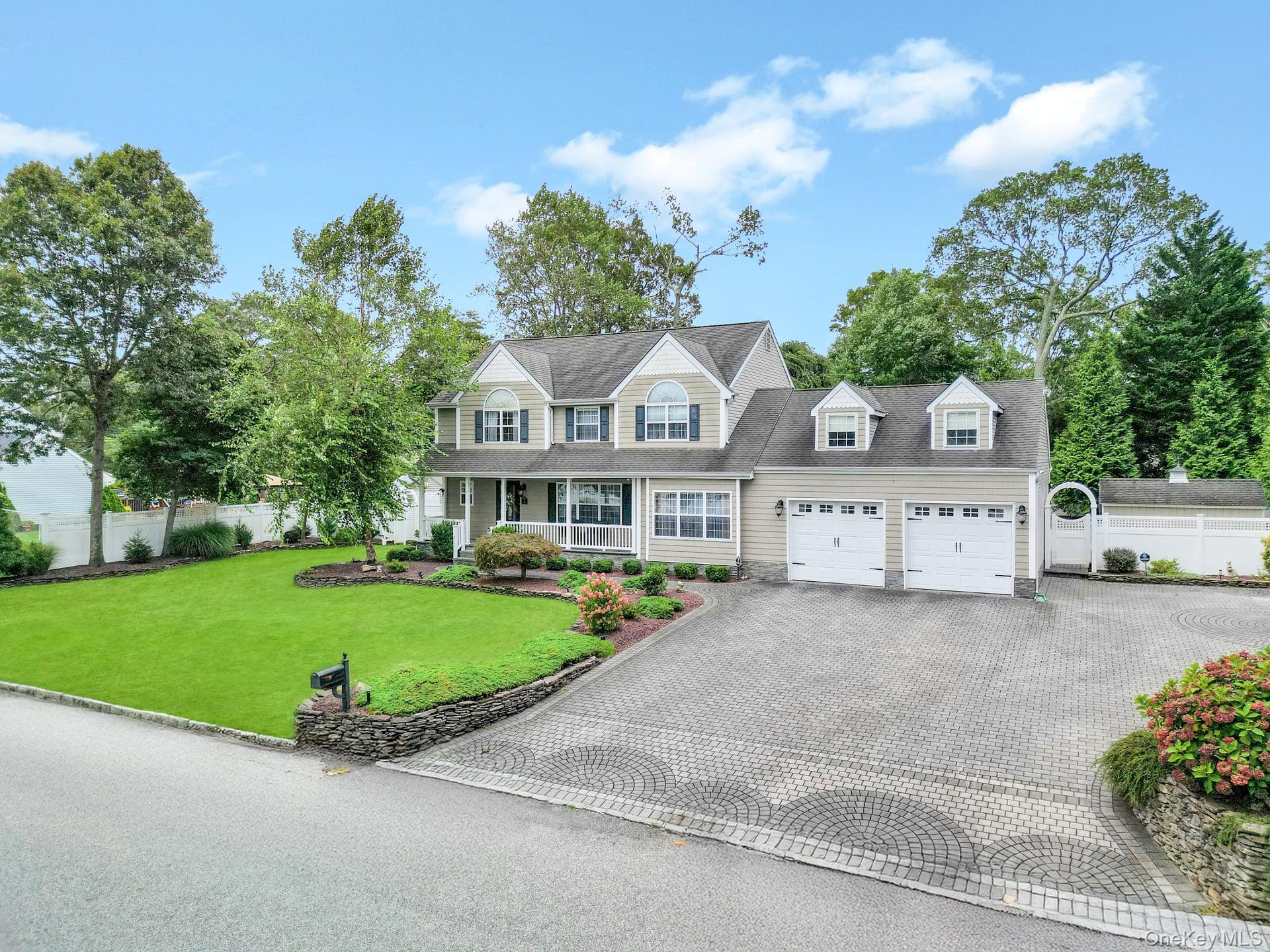 #3 photo, 4 Vera Court, サフォーク郡 Centereach , NY 11720