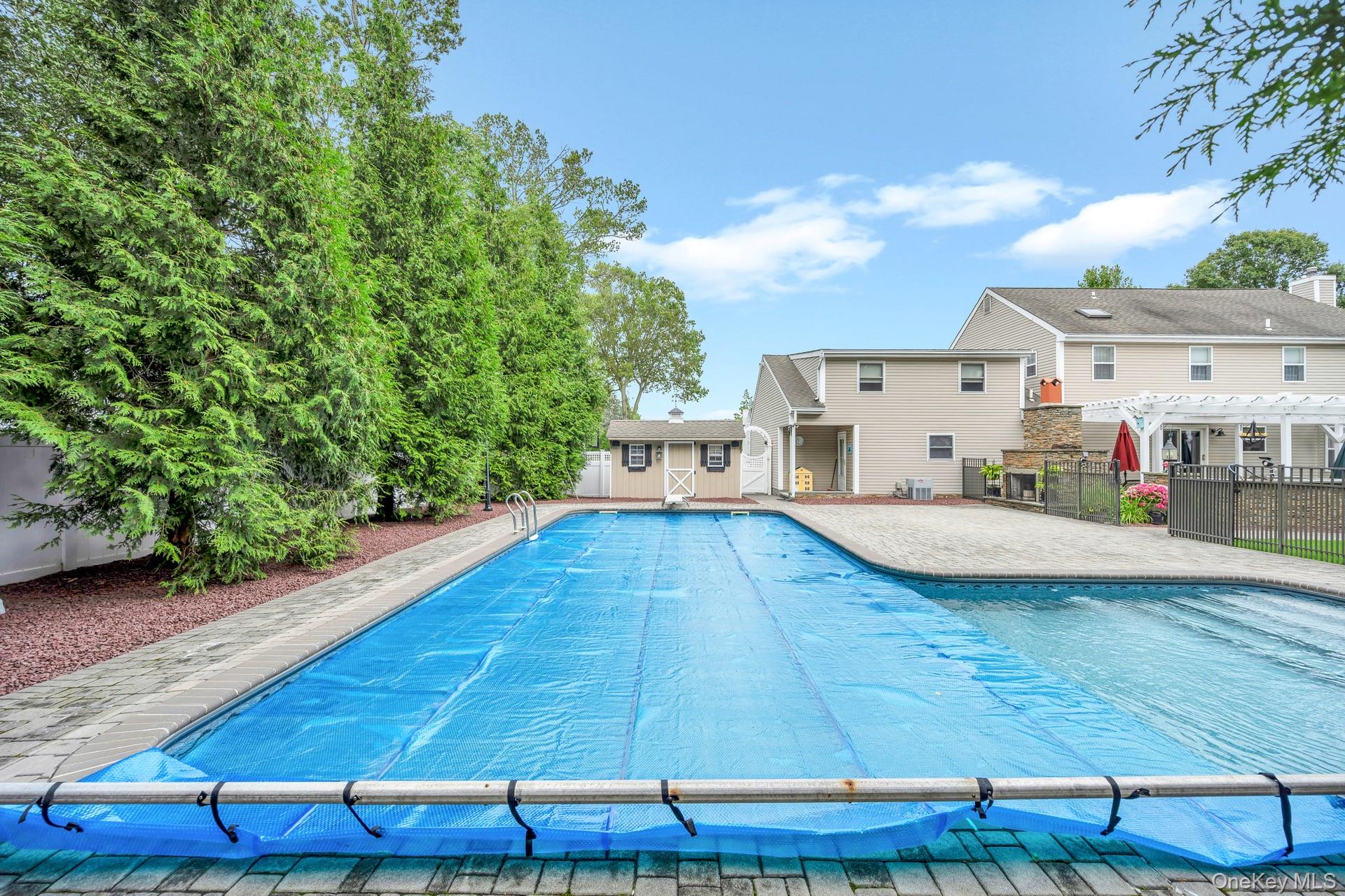 #8 photo, 4 Vera Court, サフォーク郡 Centereach , NY 11720