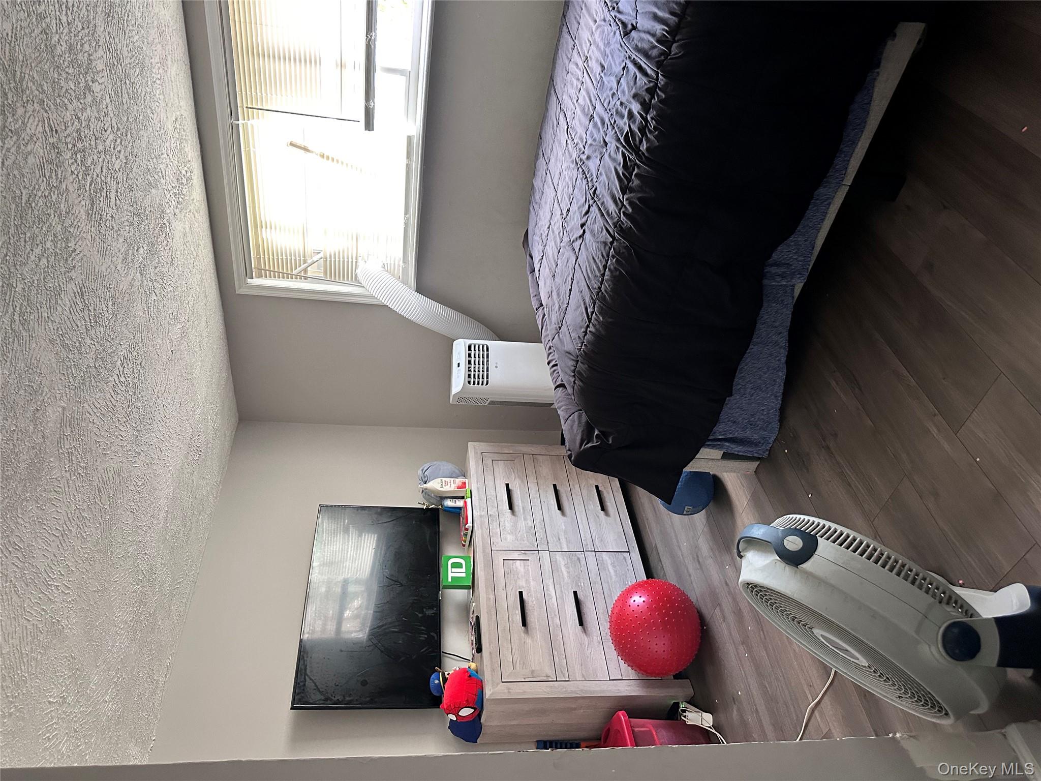 #12 photo, 55 31st Street, サフォーク郡 Wyandanch , NY 11798