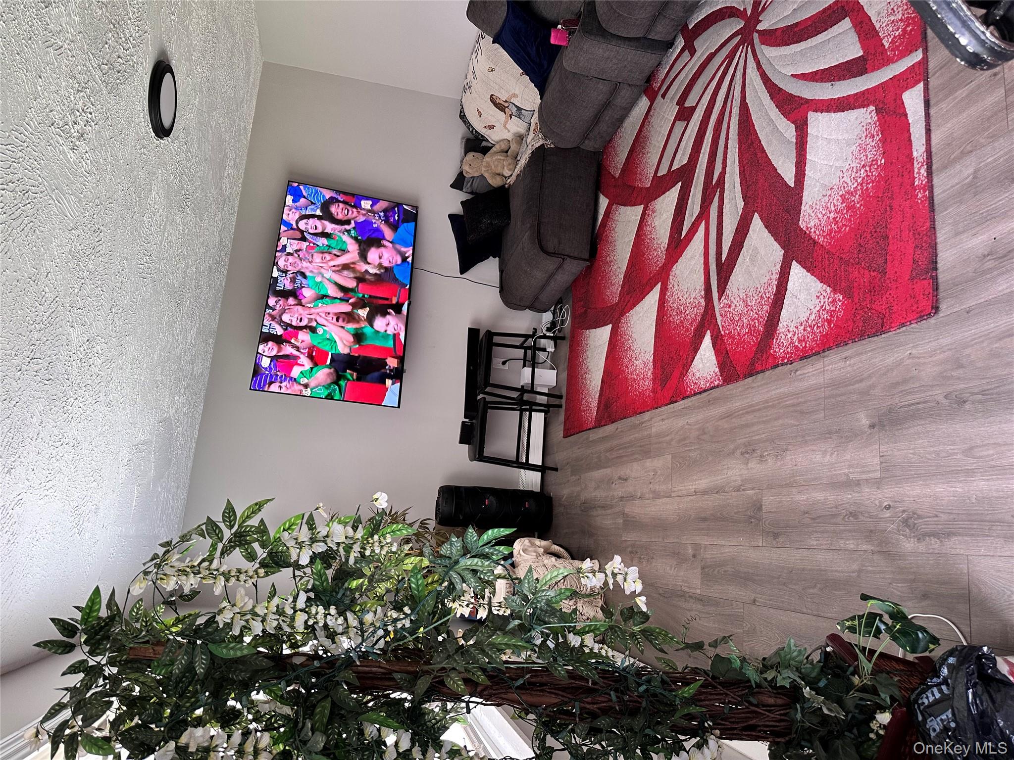 #2 photo, 55 31st Street, サフォーク郡 Wyandanch , NY 11798