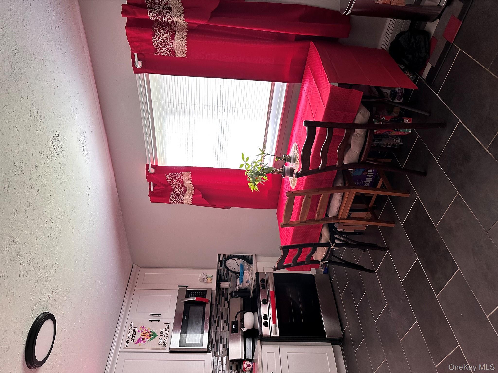 #7 photo, 55 31st Street, サフォーク郡 Wyandanch , NY 11798