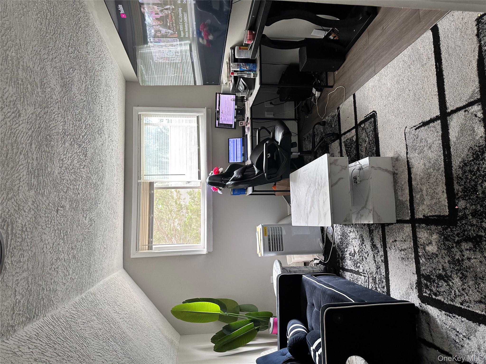 #9 photo, 55 31st Street, サフォーク郡 Wyandanch , NY 11798