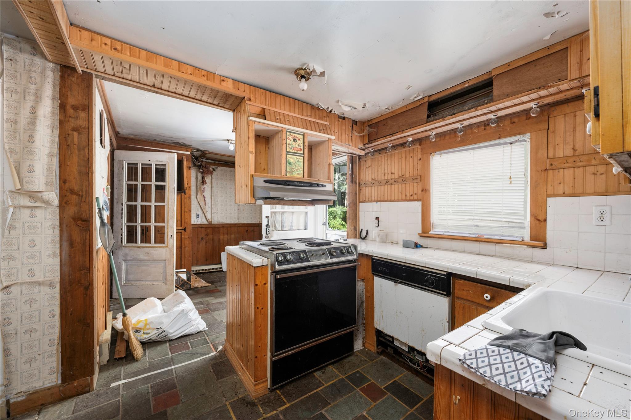 #8 photo, 76 Oscawana Heights Road, Putnam Valley , NY 10579