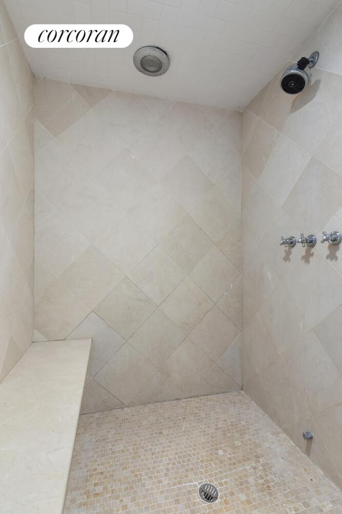 #14 photo, 10 E 70TH Street, マンハッタン Lenox Hill , NY 10021