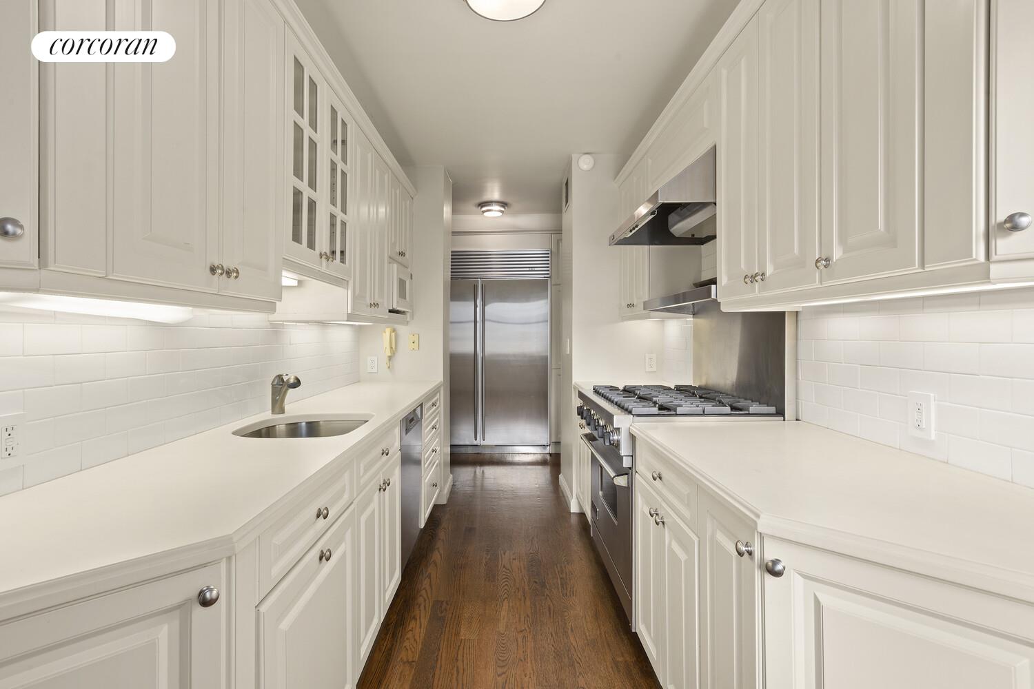 #9 photo, 10 E 70TH Street, マンハッタン Lenox Hill , NY 10021