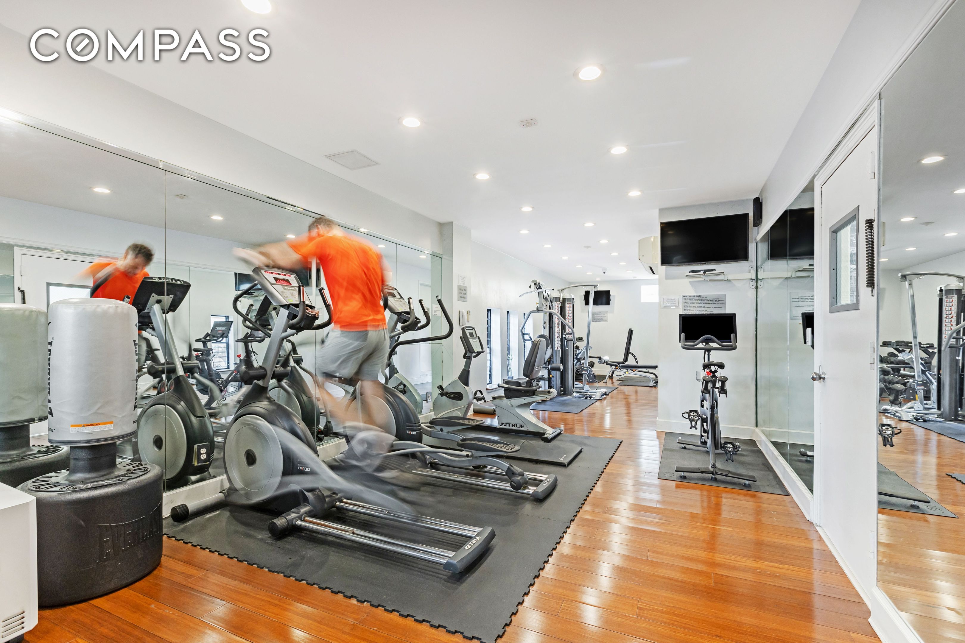 #11 photo, New York City, マンハッタン Theater District , NY 10019