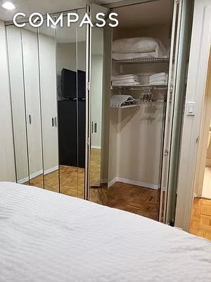 #9 photo, New York City, マンハッタン Theater District , NY 10019