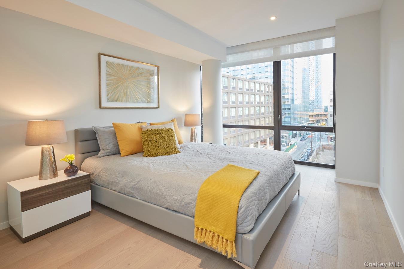 #6 photo, 2412 42nd Road, クイーンズ区 Long Island City , NY 11101