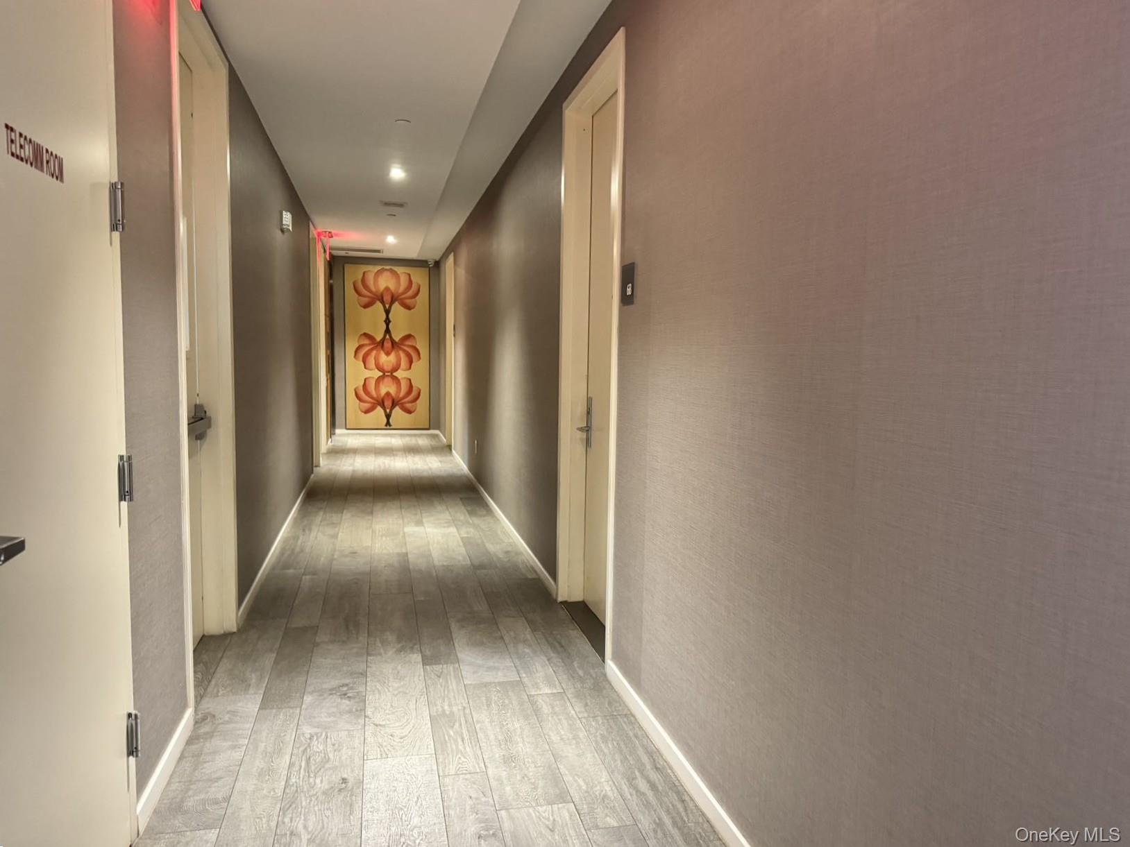 #9 photo, 2412 42nd Road, クイーンズ区 Long Island City , NY 11101