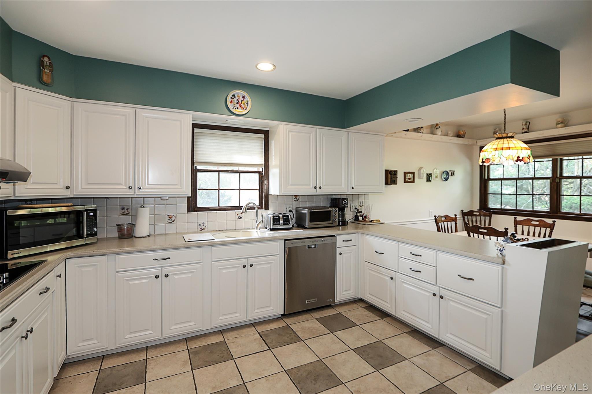 #11 photo, 245 Birch Drive, ナッソー郡 Roslyn , NY 11576