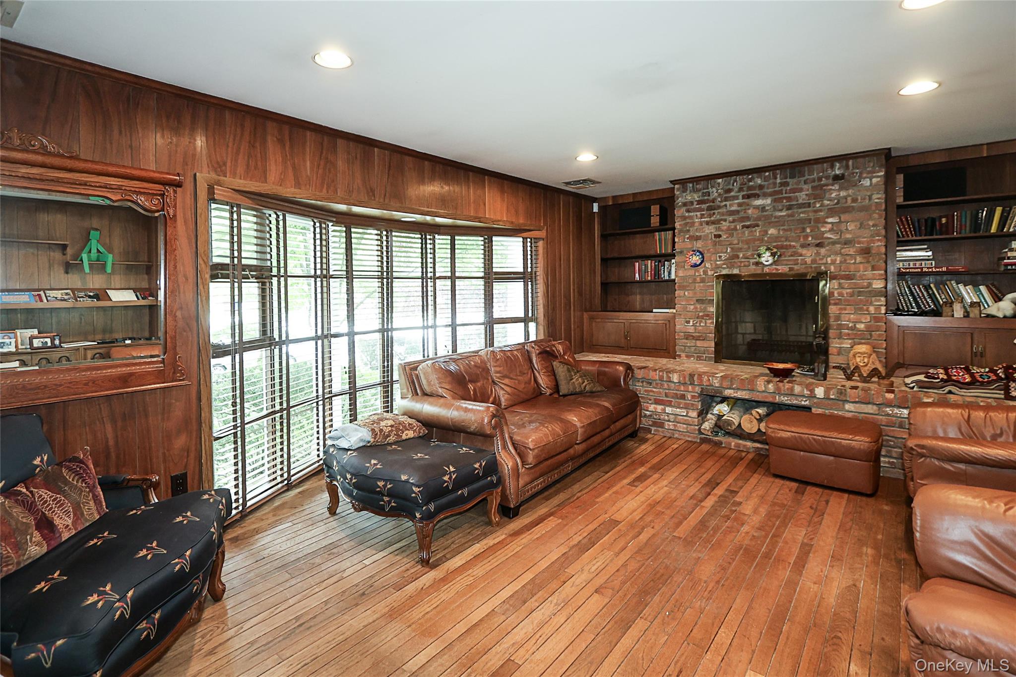 #8 photo, 245 Birch Drive, ナッソー郡 Roslyn , NY 11576