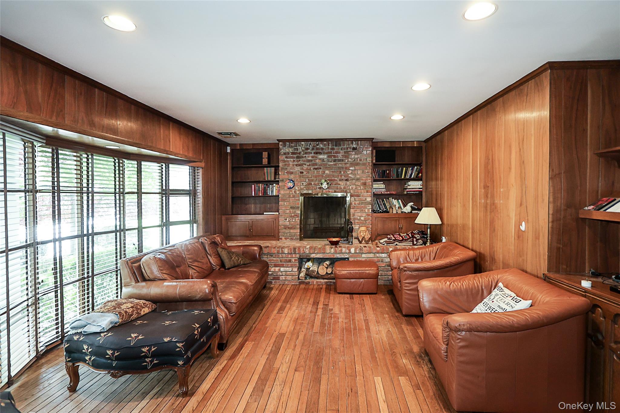 #9 photo, 245 Birch Drive, ナッソー郡 Roslyn , NY 11576