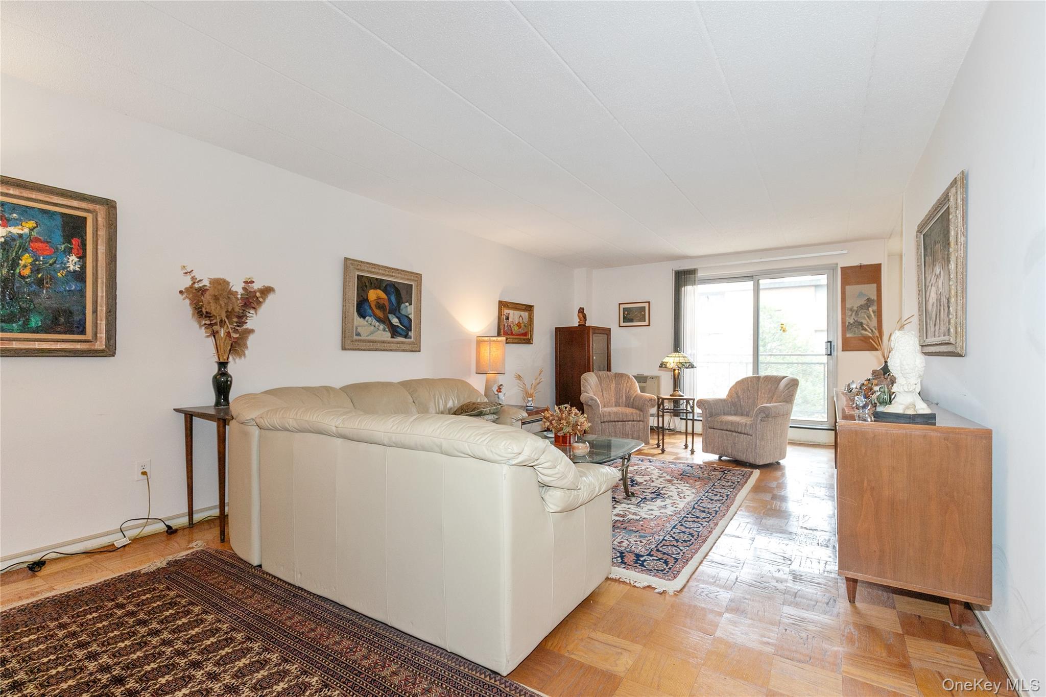 #12 photo, 10 Ipswich Avenue, ナッソー郡 Great Neck , NY 11021