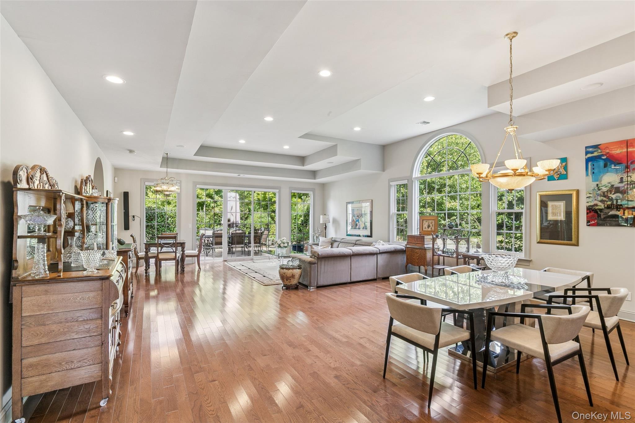 #9 photo, 382 Altessa Boulevard, サフォーク郡 Melville , NY 11747