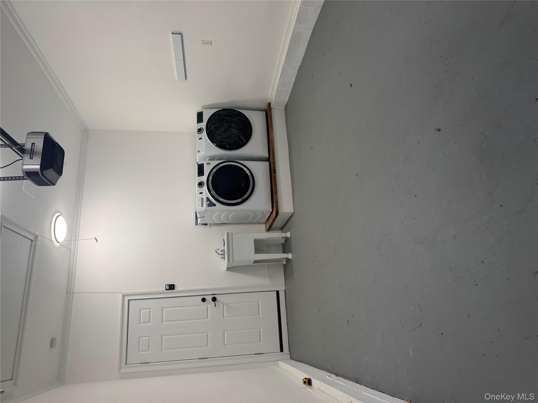 #17 photo, 60 Eisenhower Drive, サフォーク郡 East Quogue , NY 11942