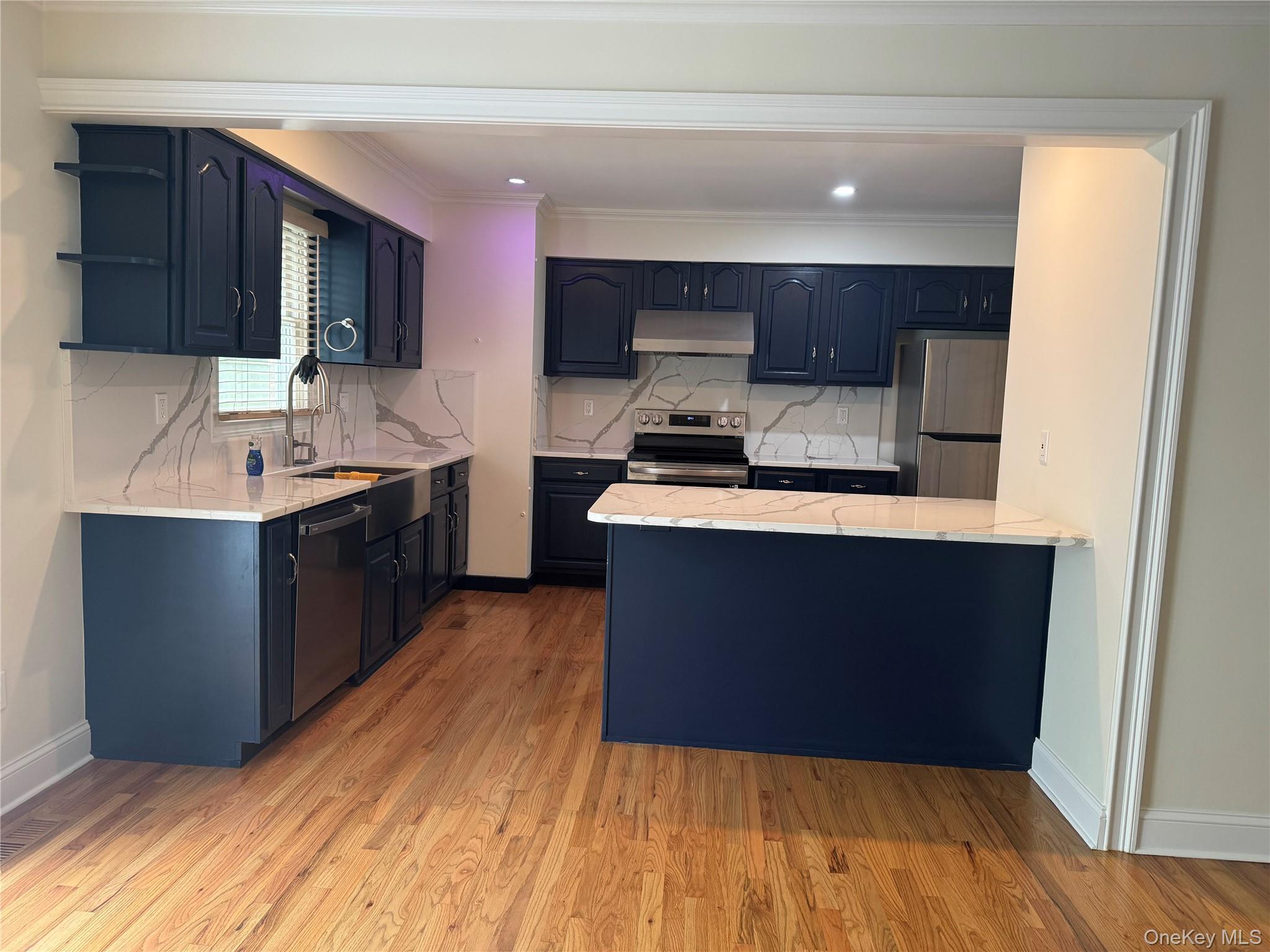 #2 photo, 60 Eisenhower Drive, サフォーク郡 East Quogue , NY 11942