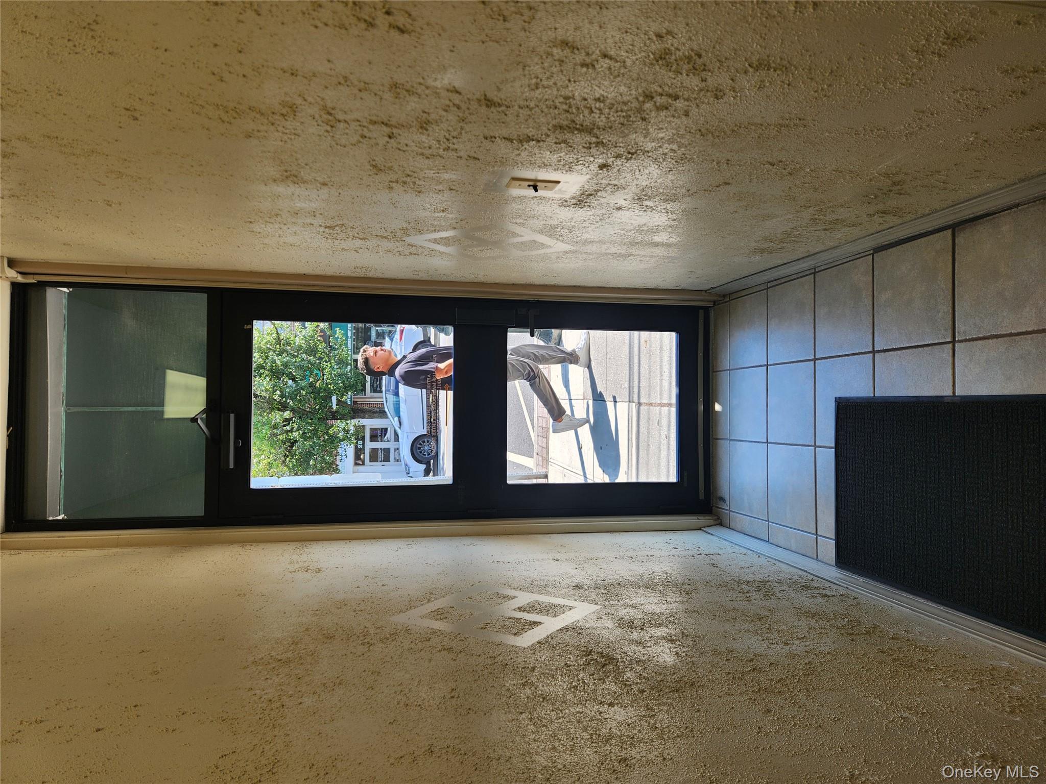 #13 photo, 25 Merrick Ave, ナッソー郡 Merrick , NY 11566