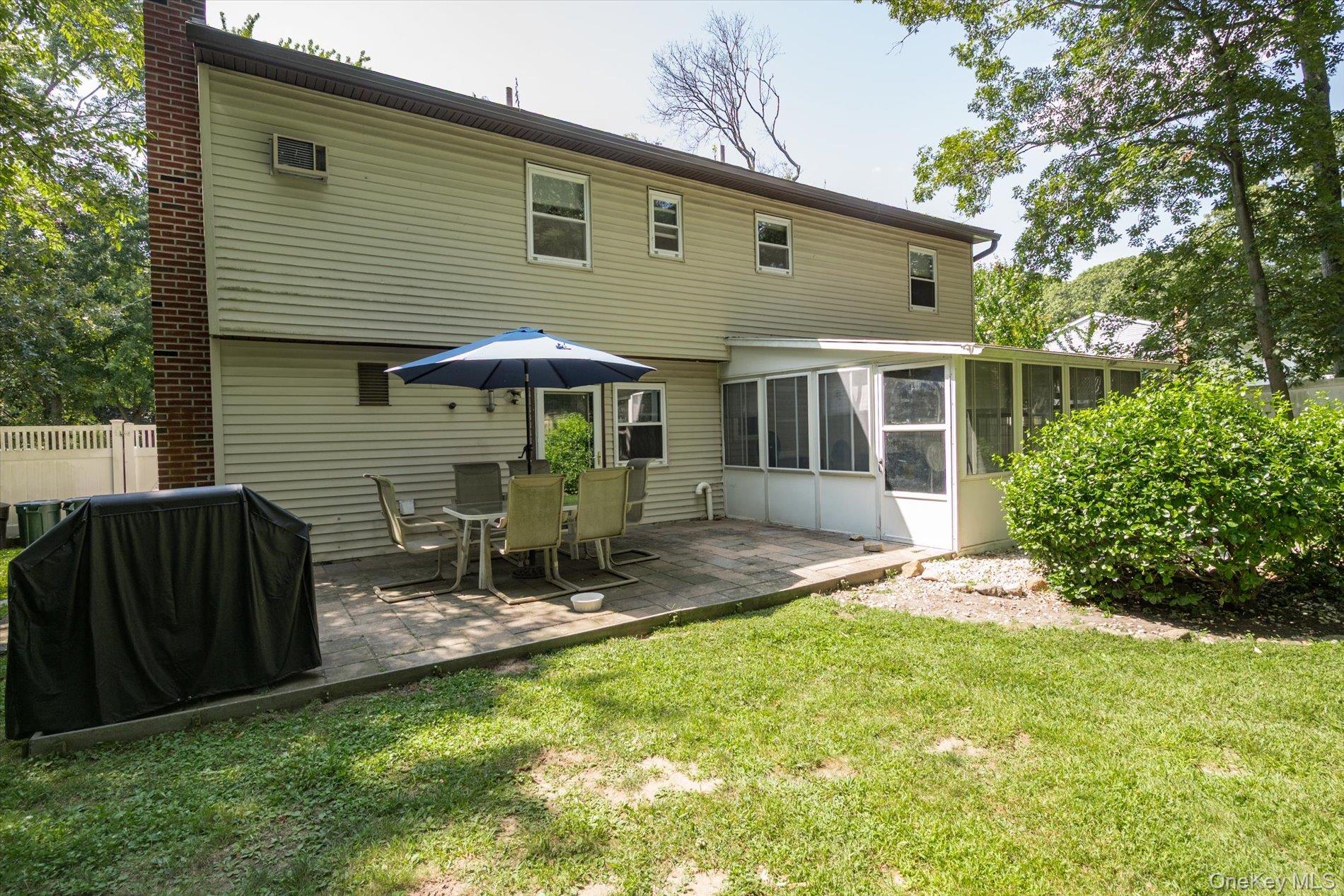 #20 photo, 588 Boxwood Drive, サフォーク郡 Shirley , NY 11967