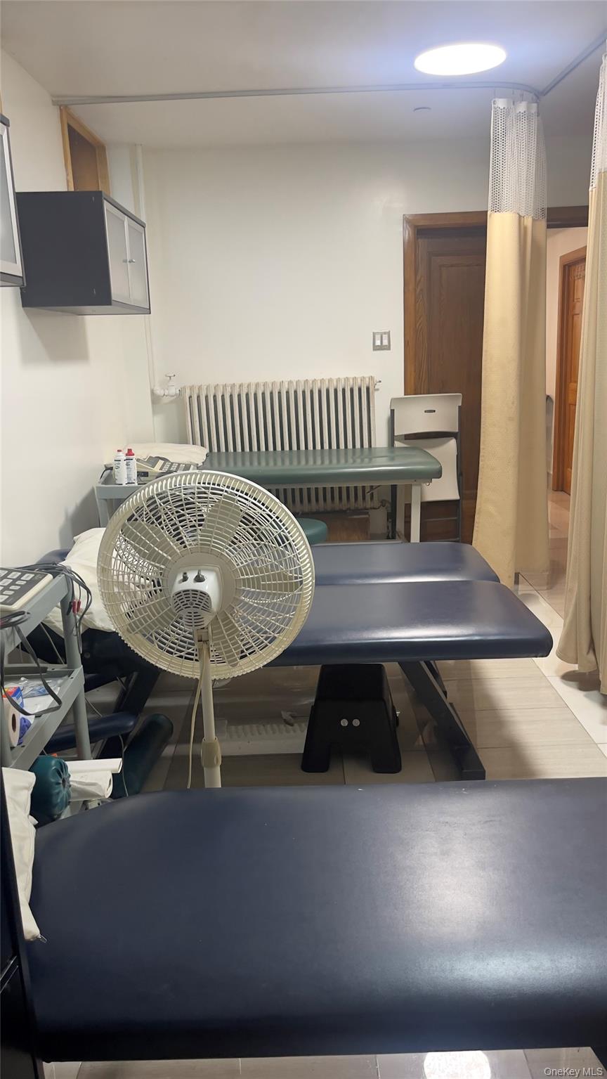 #14 photo, 85-14 168th Street, クイーンズ区 Jamaica Hills , NY 11432