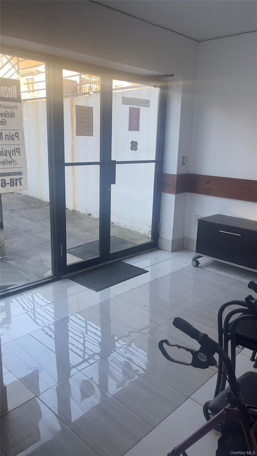 #3 photo, 85-14 168th Street, クイーンズ区 Jamaica Hills , NY 11432