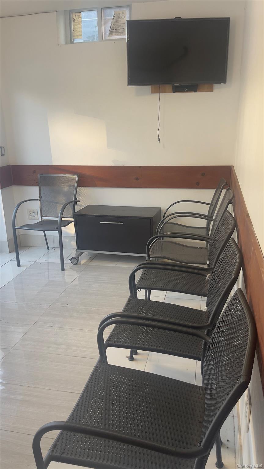 #4 photo, 85-14 168th Street, クイーンズ区 Jamaica Hills , NY 11432