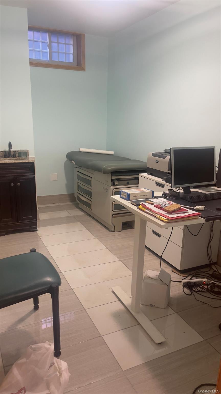 #6 photo, 85-14 168th Street, クイーンズ区 Jamaica Hills , NY 11432