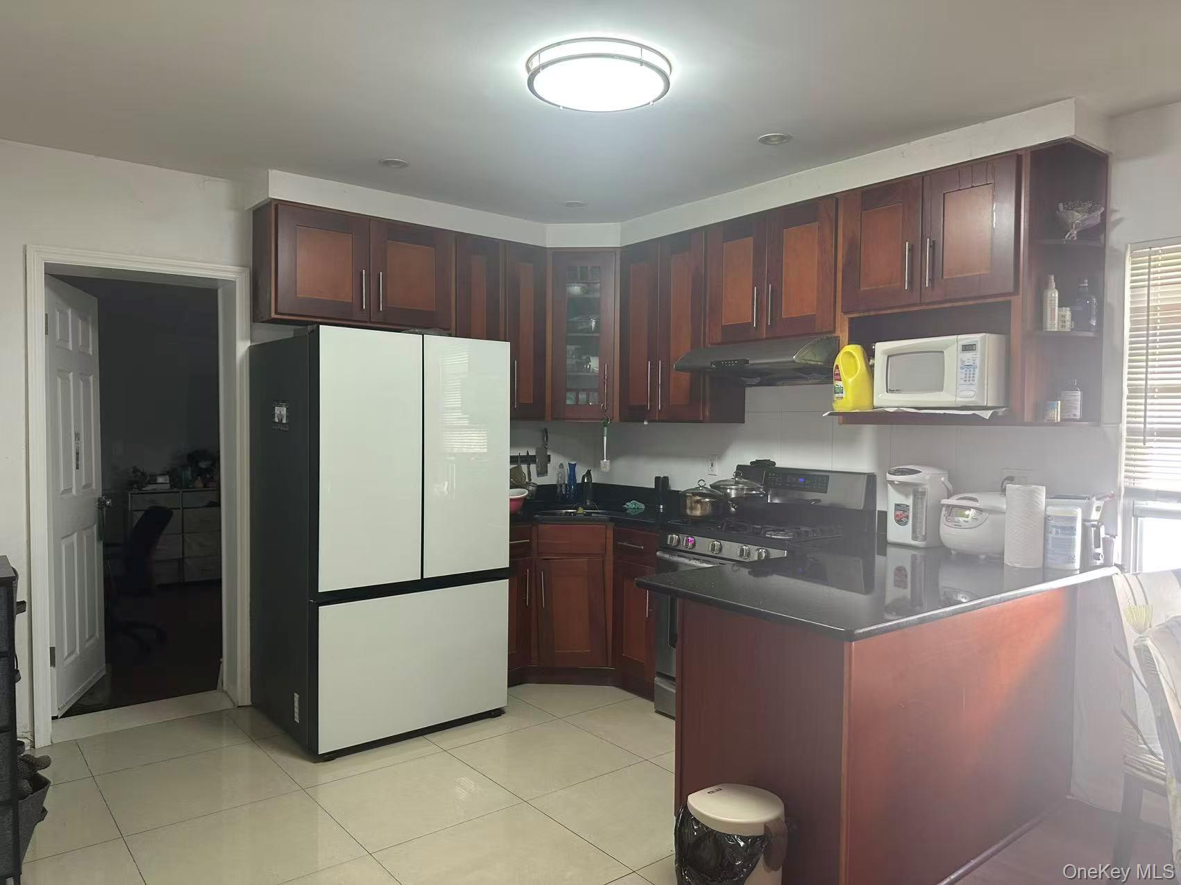 #4 photo, 4604 195th Street, クイーンズ区 Flushing , NY 11358