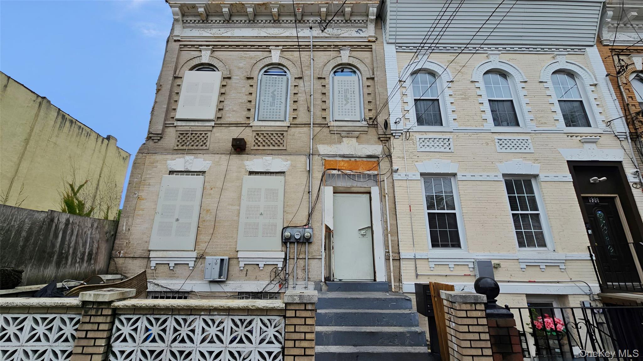 #2 photo, 938 Dumont Avenue, ブルックリン区 Brooklyn , NY 11207