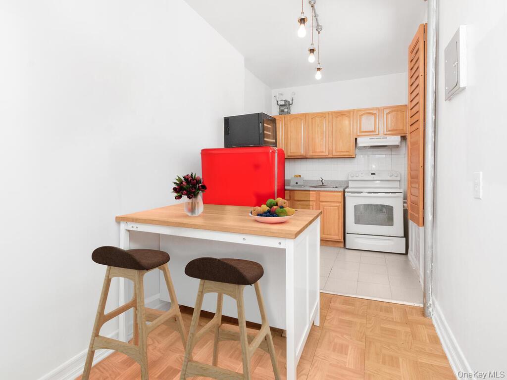 #7 photo, 805 E 182nd Street, ブロンクス区 Bronx , NY 10460