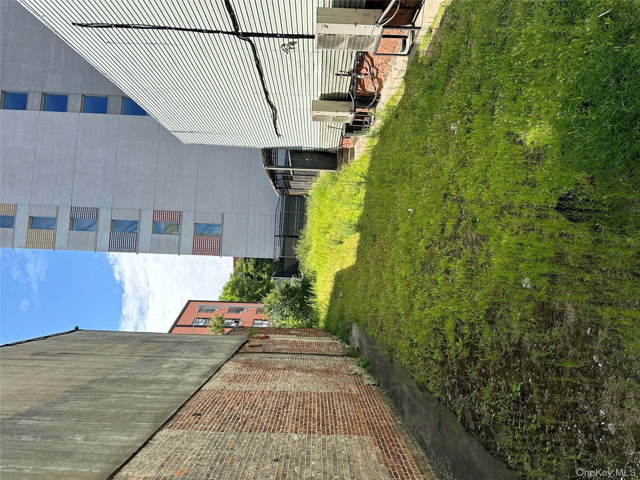 #1 photo, 1287 Shakespeares Avenue, ブロンクス区 Bronx , NY 10452