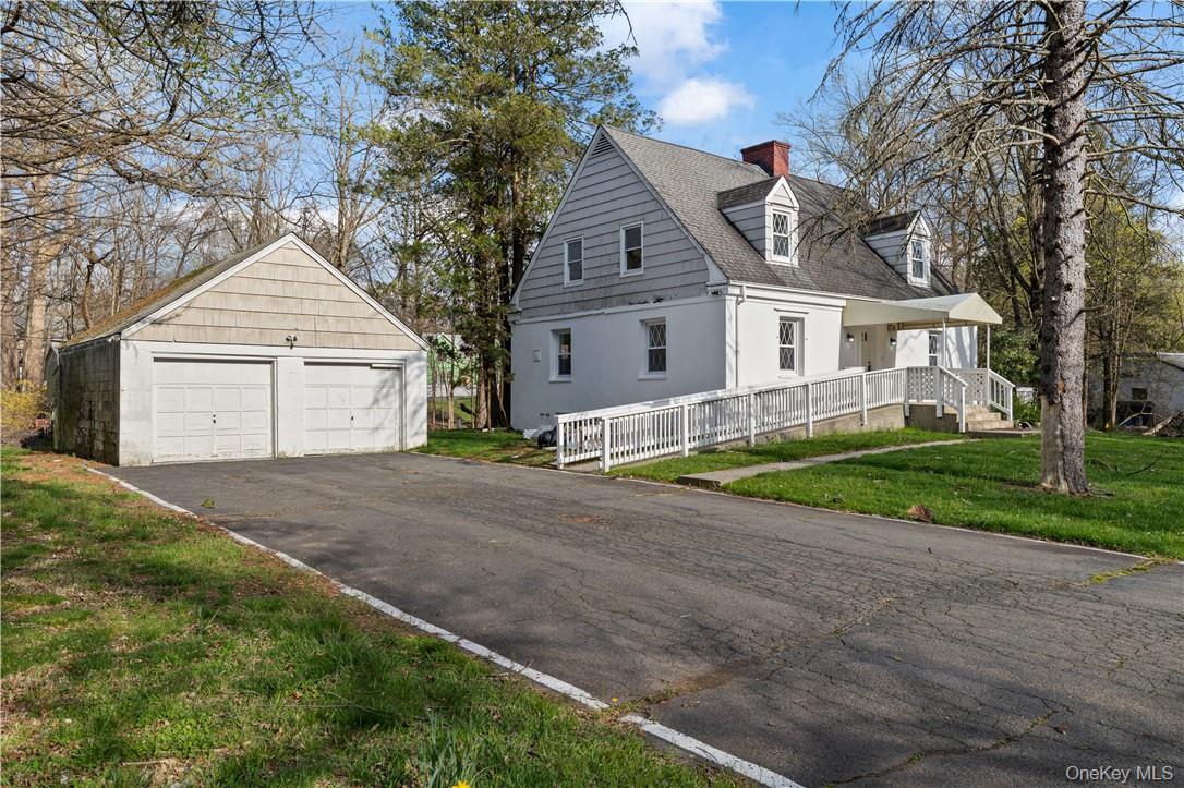 #1 photo, 616 Chestnut Ridge Road, Chestnut Ridge , NY 10977