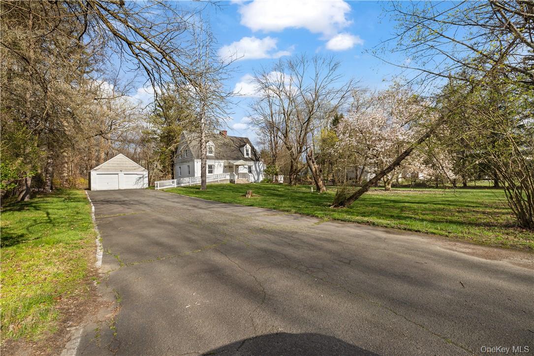 #4 photo, 616 Chestnut Ridge Road, Chestnut Ridge , NY 10977