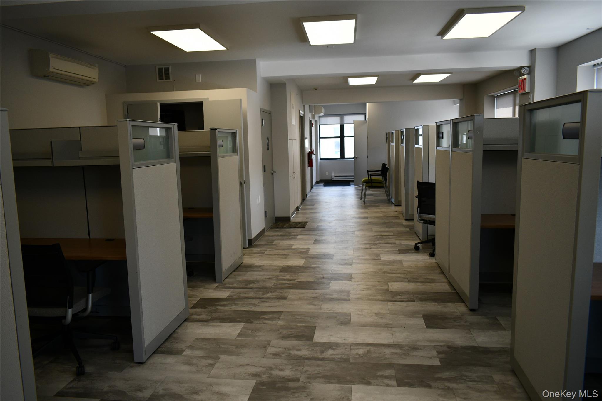 #11 photo, 90-34 161 Street, クイーンズ区 Jamaica , NY 11432