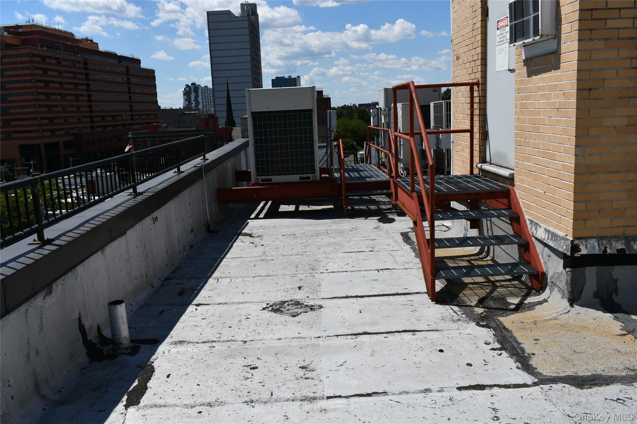 #18 photo, 90-34 161 Street, クイーンズ区 Jamaica , NY 11432