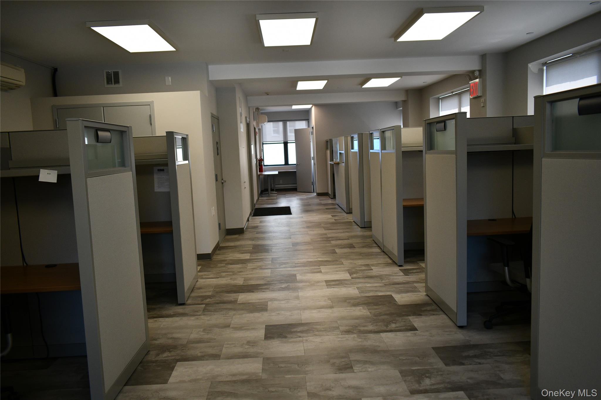 #7 photo, 90-34 161 Street, クイーンズ区 Jamaica , NY 11432